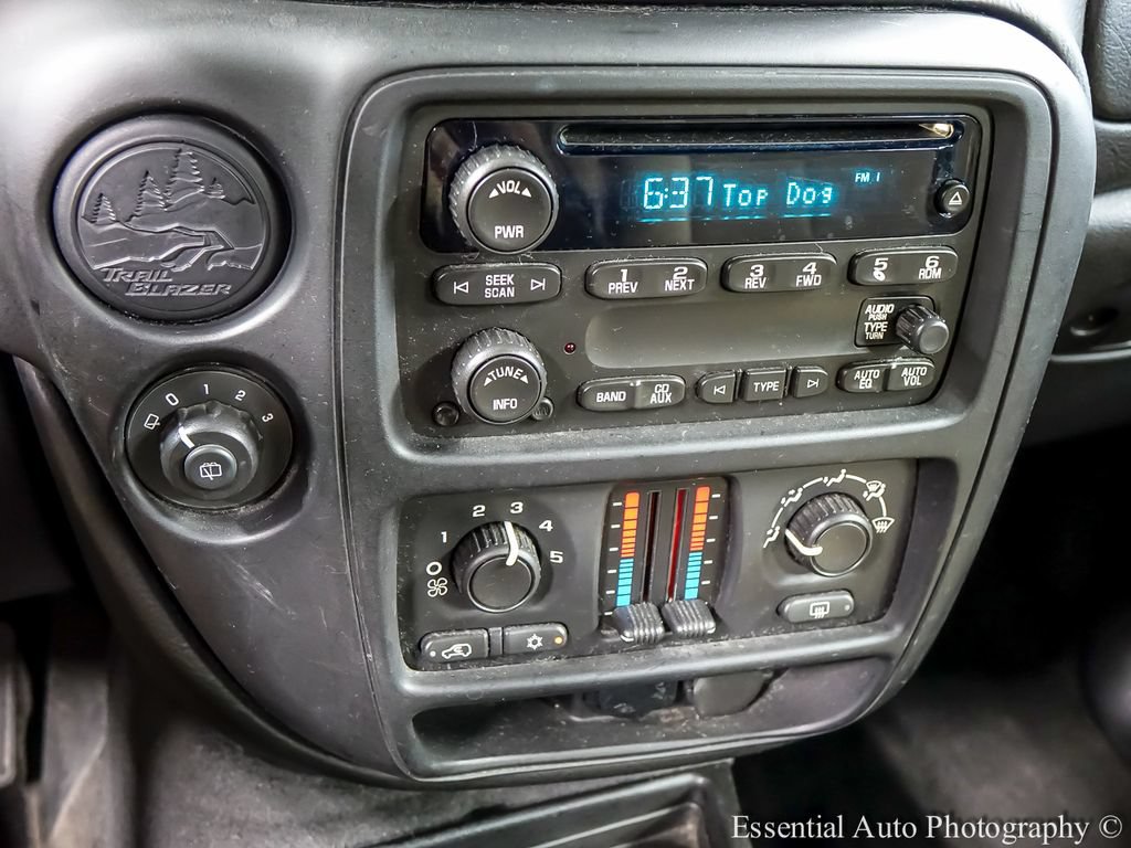 Used 2005 Chevrolet TrailBlazer LS RWD image 14