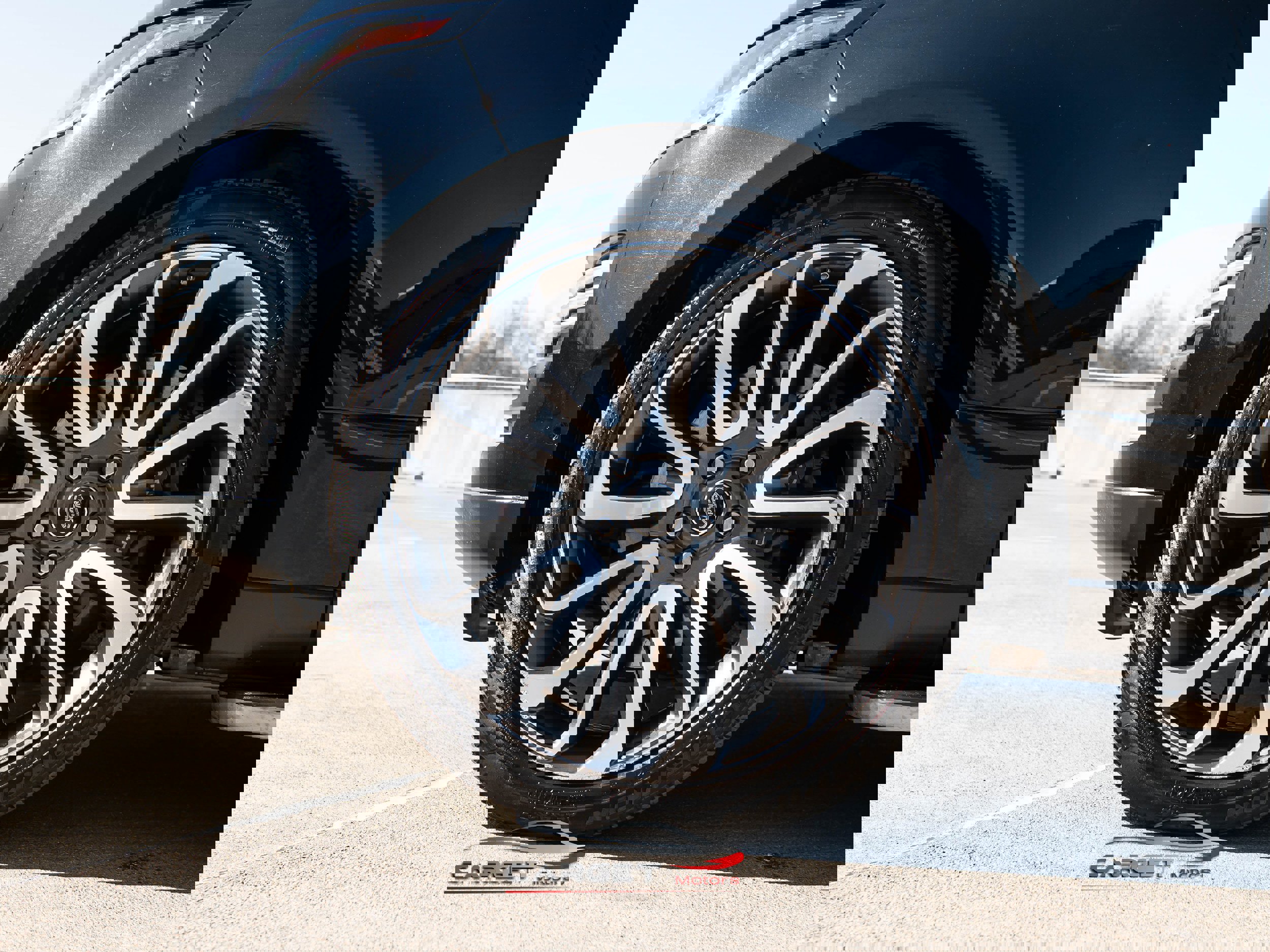 Used 2019 Land Rover Range Rover Autobiography image 8