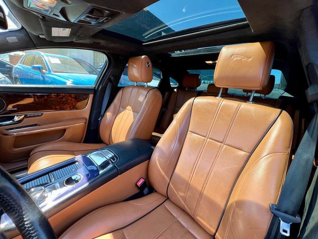 Used 2013 Jaguar XJ AWD image 16