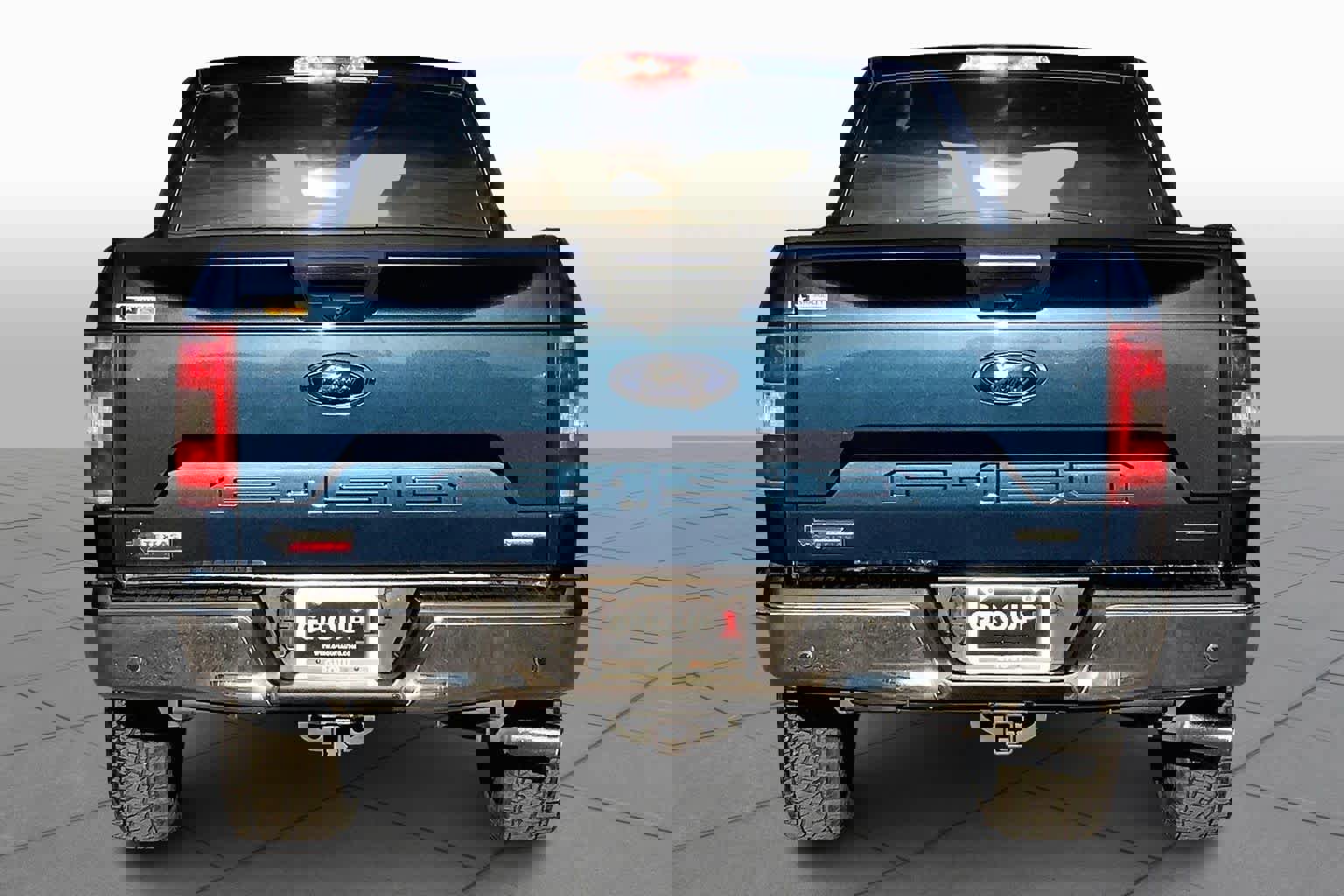 Used 2018 Ford F150 XLT w/ Equipment Group 302A Luxury image 5