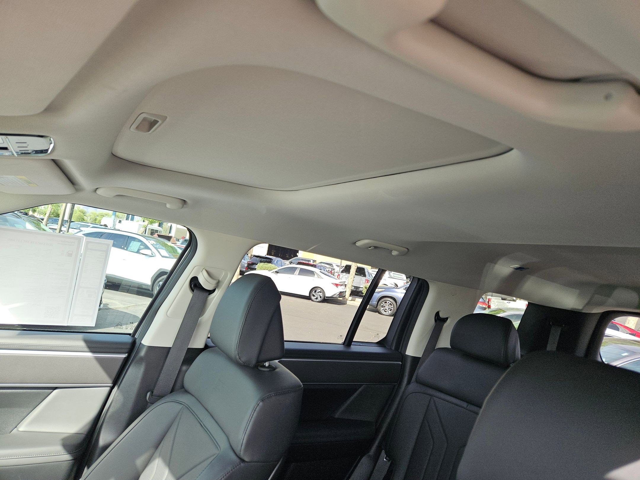 Used 2025 Hyundai Santa Fe XRT image 17