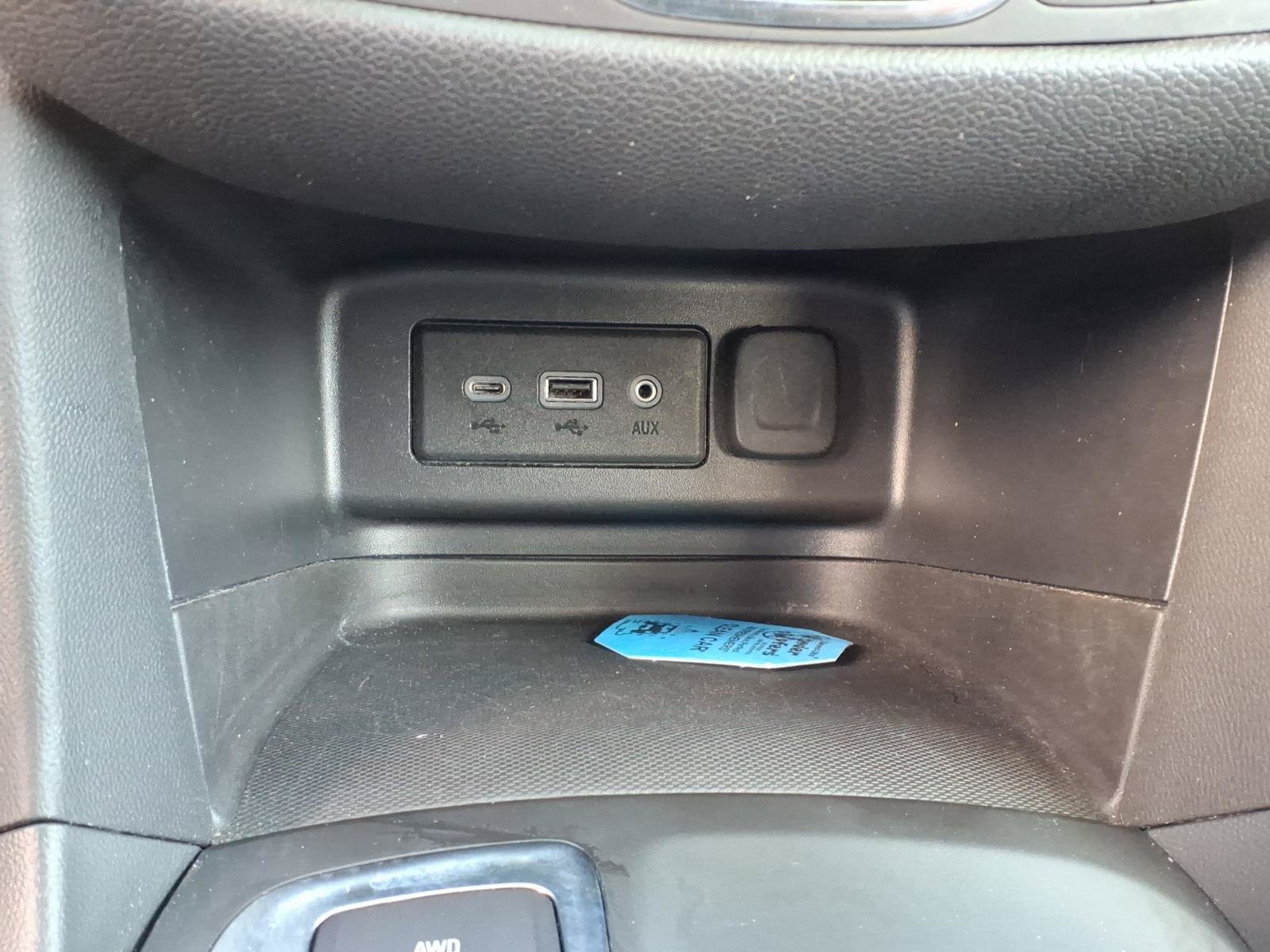 Used 2020 Chevrolet Equinox LT AWD/4WD image 23