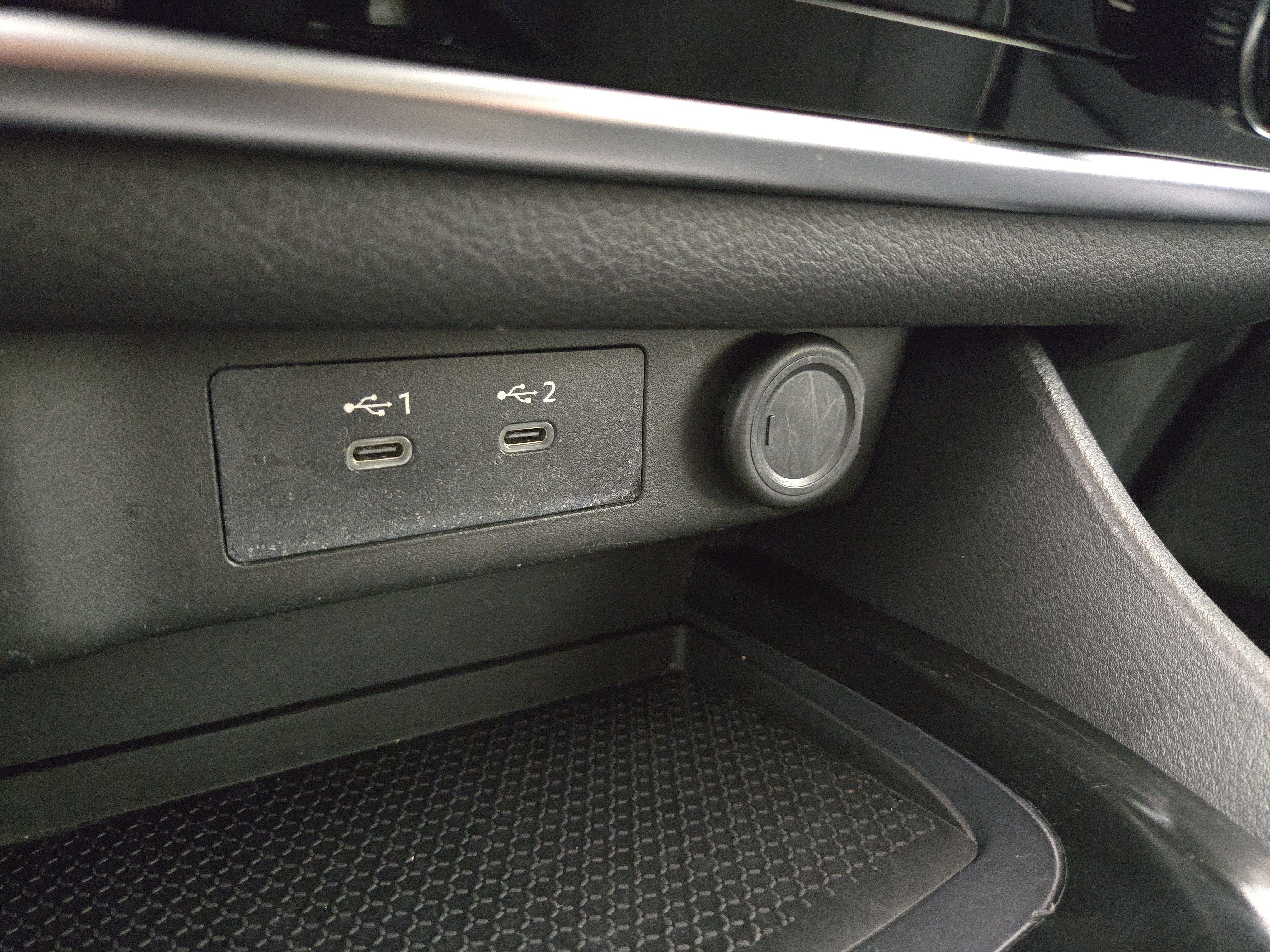 Used 2024 Nissan Rogue S AWD/4WD image 25
