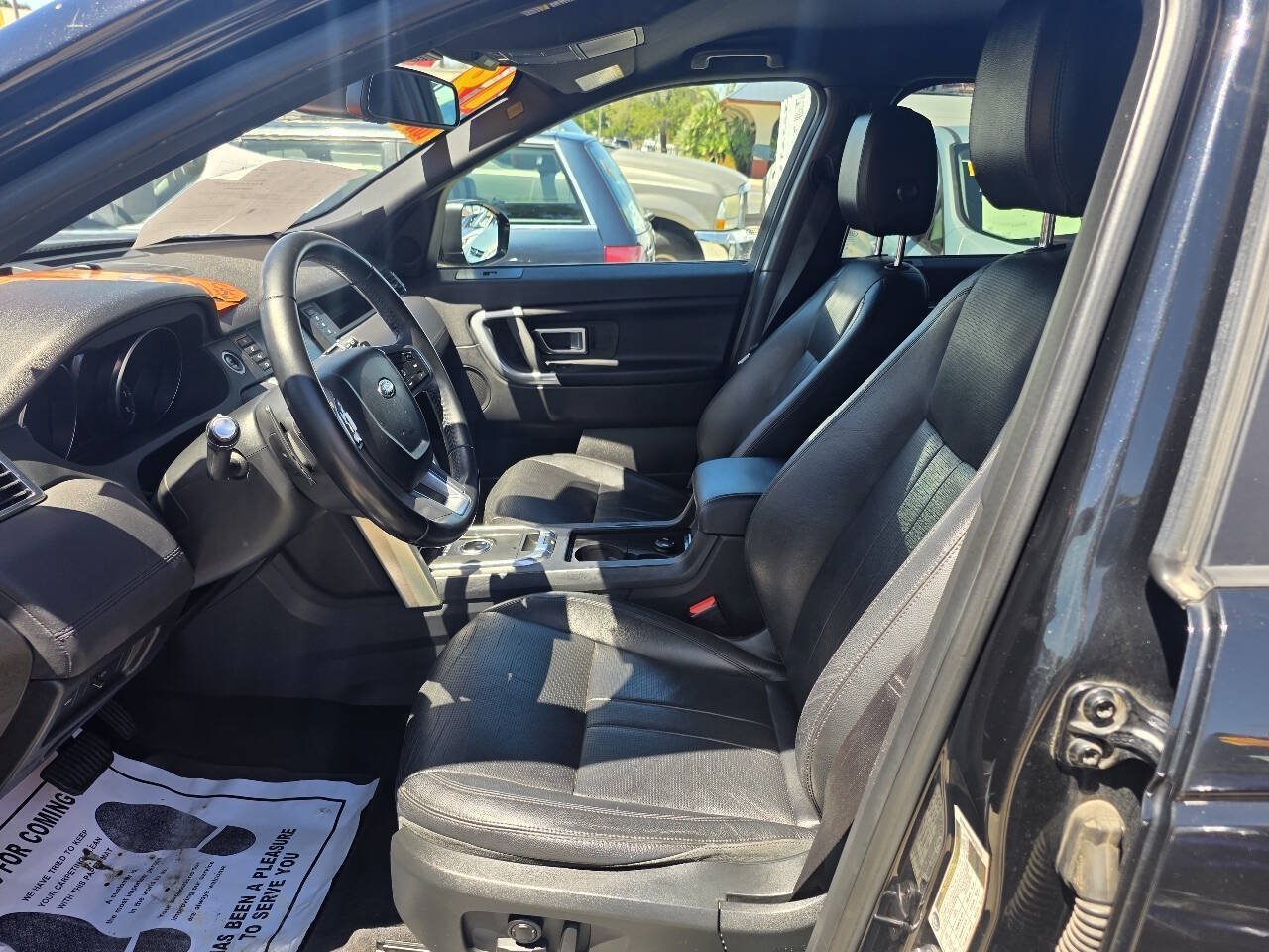 Used 2019 Land Rover Discovery Sport SE AWD/4WD image 8