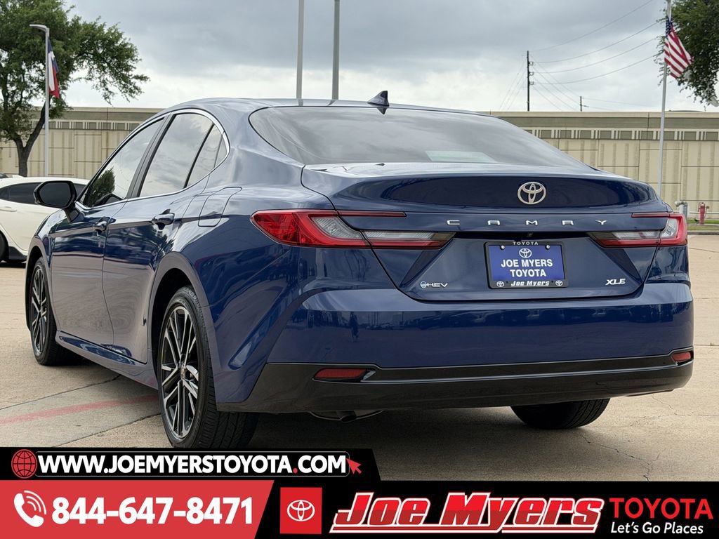 Used 2025 Toyota Camry XSE image 7
