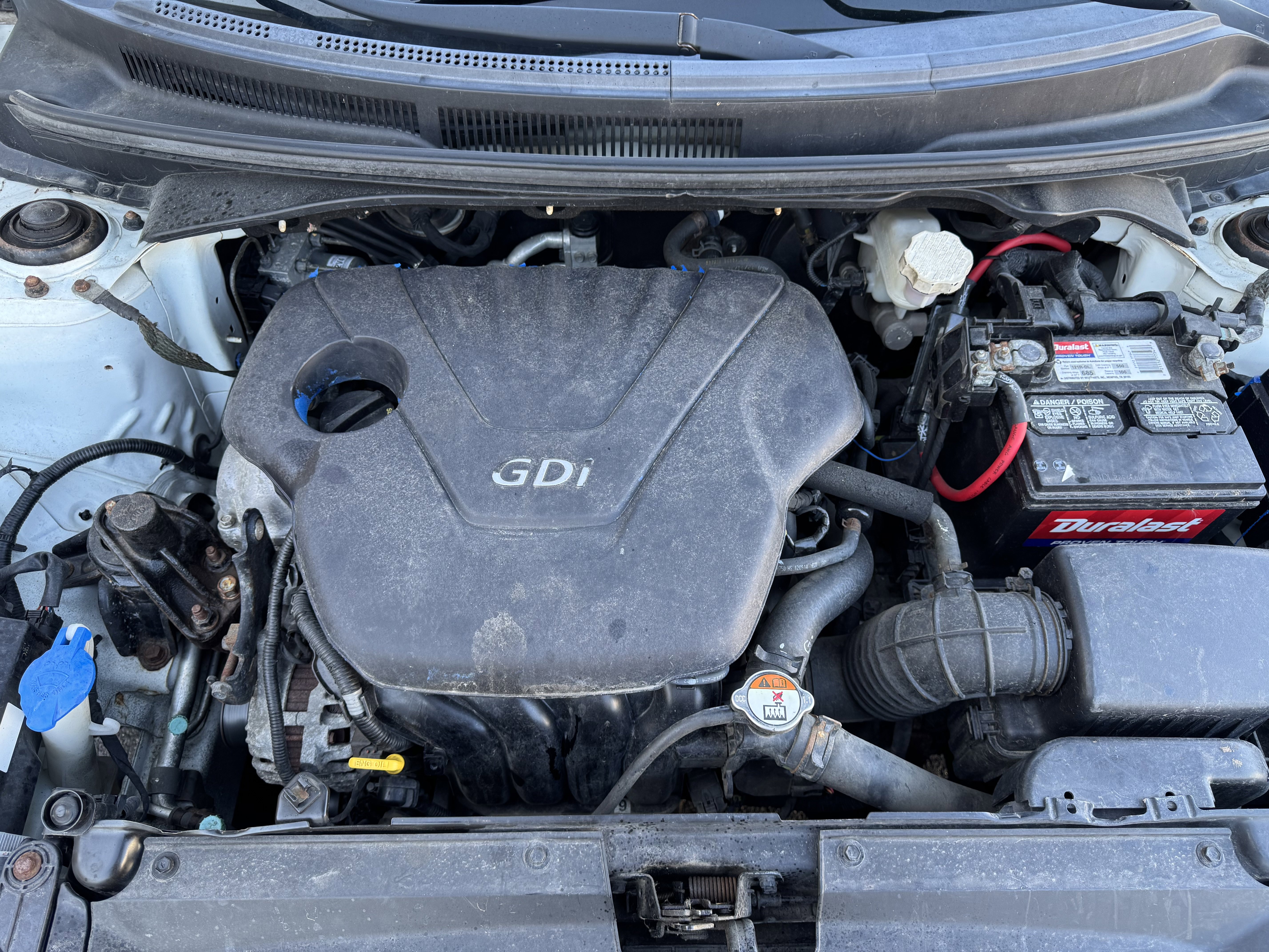 Used 2013 Hyundai Veloster w/ Style Pkg image 17