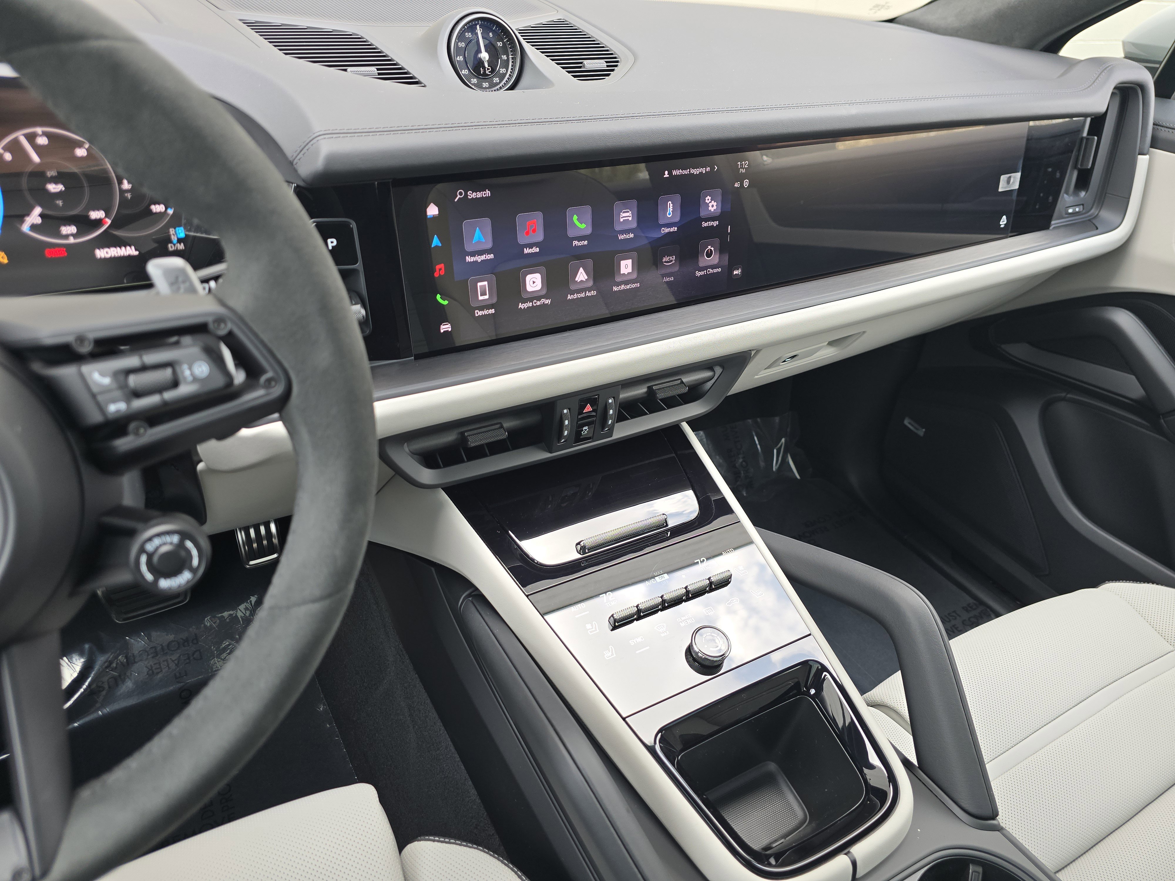 New 2026 Porsche Cayenne GTS image 20