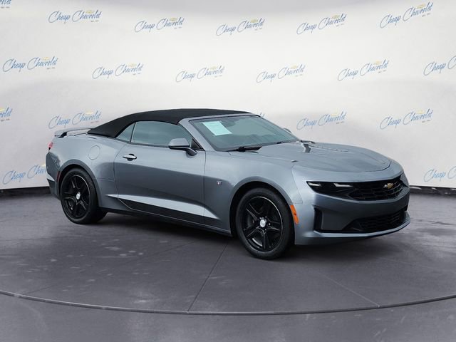 Used 2021 Chevrolet Camaro LT RWD image 7