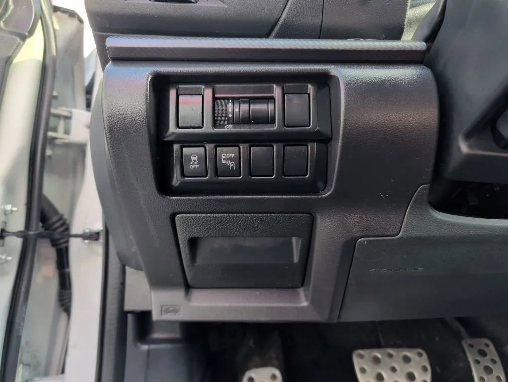 Used 2019 Subaru Impreza 2.0i Sport image 24