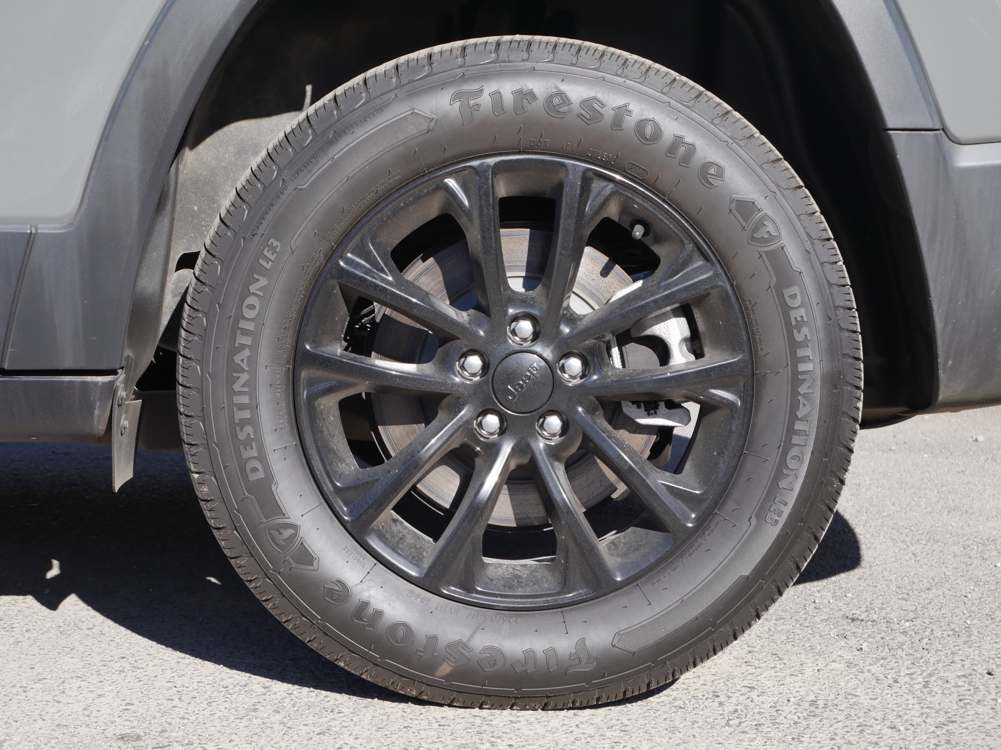 Used 2023 Jeep Cherokee Altitude Lux image 19
