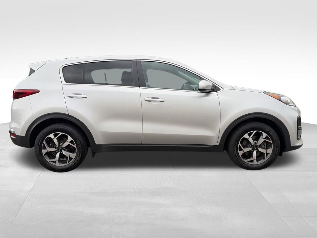 Used 2020 Kia Sportage LX FWD image 2