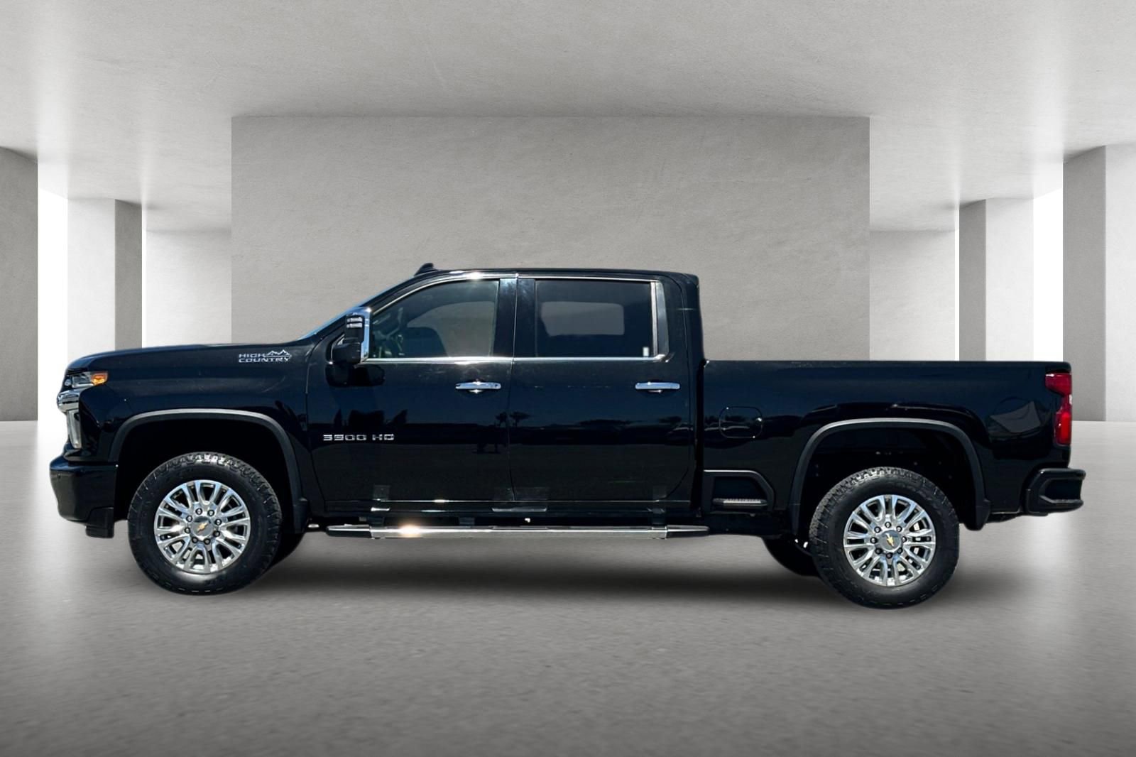 Used 2022 Chevrolet Silverado 3500 High Country AWD/4WD image 7