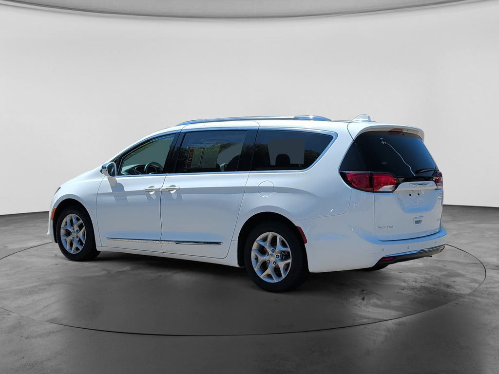 Used 2019 Chrysler Pacifica Limited FWD image 5