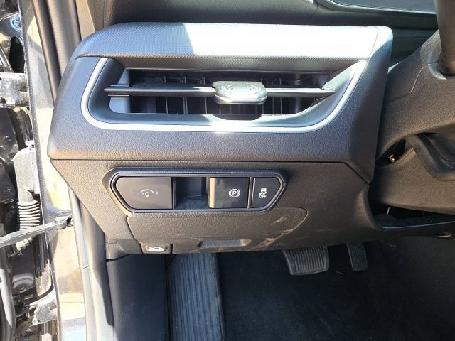 Used 2025 Kia K4 FWD image 14