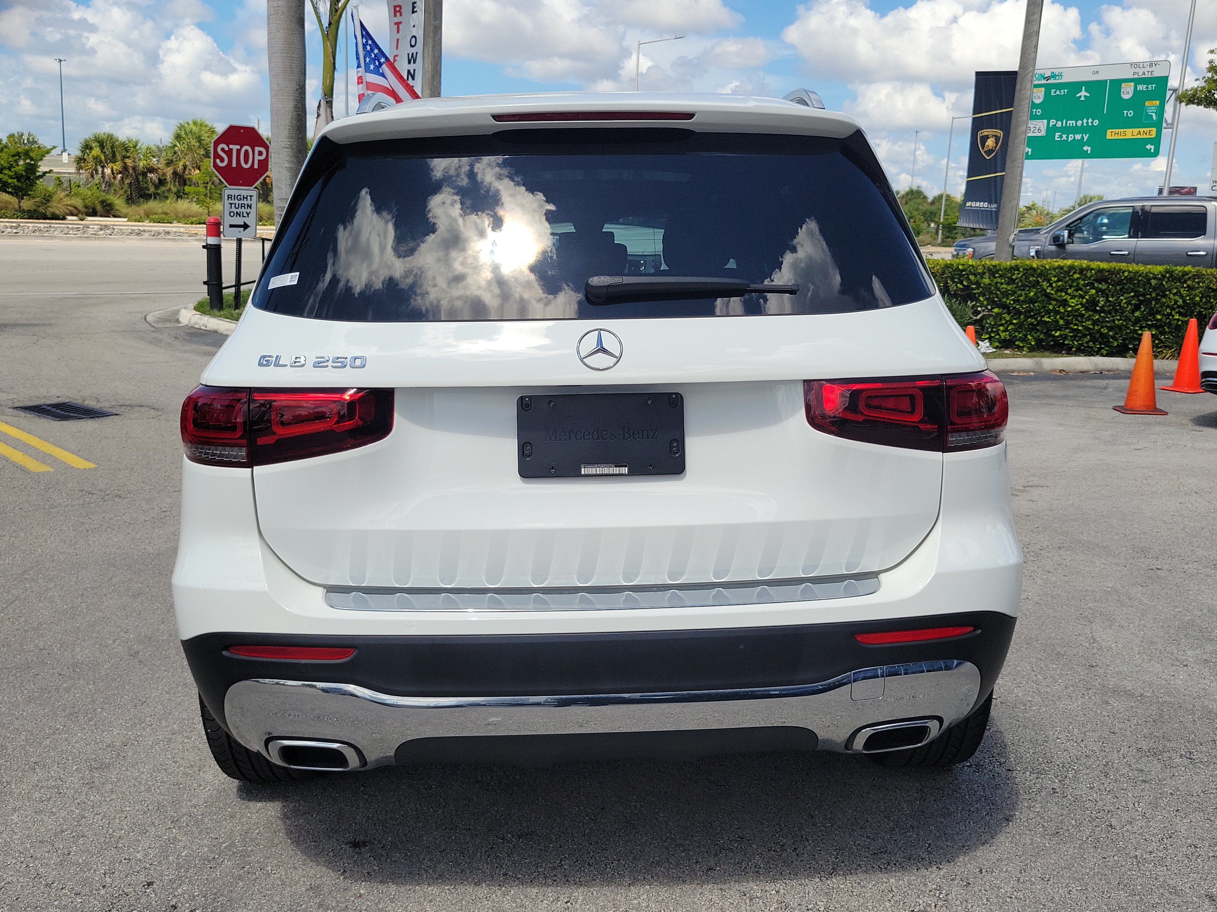 Used 2022 Mercedes-Benz GLB 250 image 6