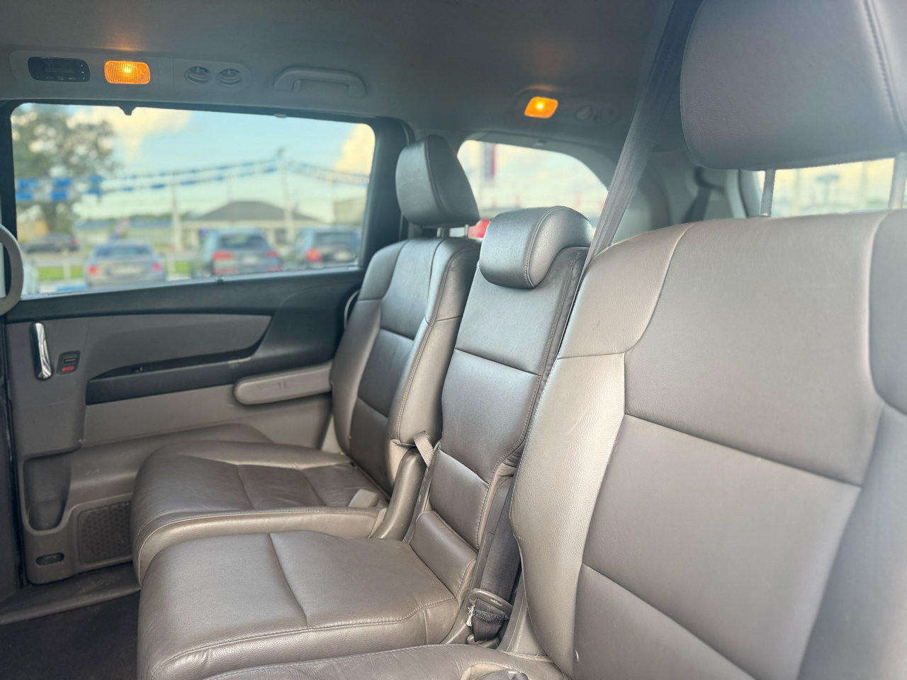 Used 2015 Honda Odyssey EX-L image 47