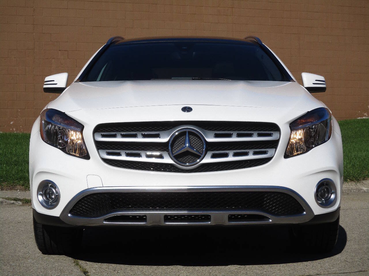 Used 2018 Mercedes-Benz GLA 250 4MATIC image 3