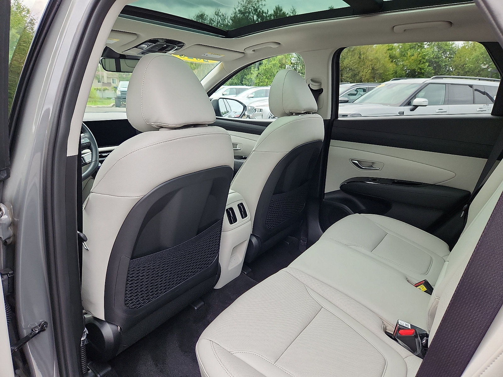 Used 2026 Hyundai Tucson Limited AWD/4WD image 11
