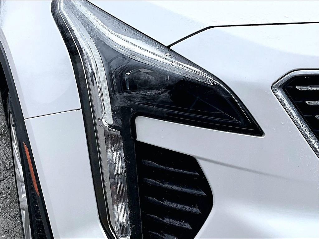 Used 2023 Cadillac XT4 Premium Luxury w/ Cold Weather Package image 27