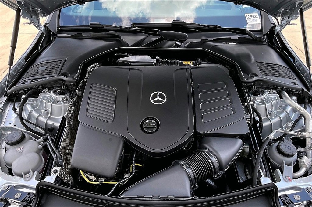 New 2025 Mercedes-Benz C 300 Sedan image 16