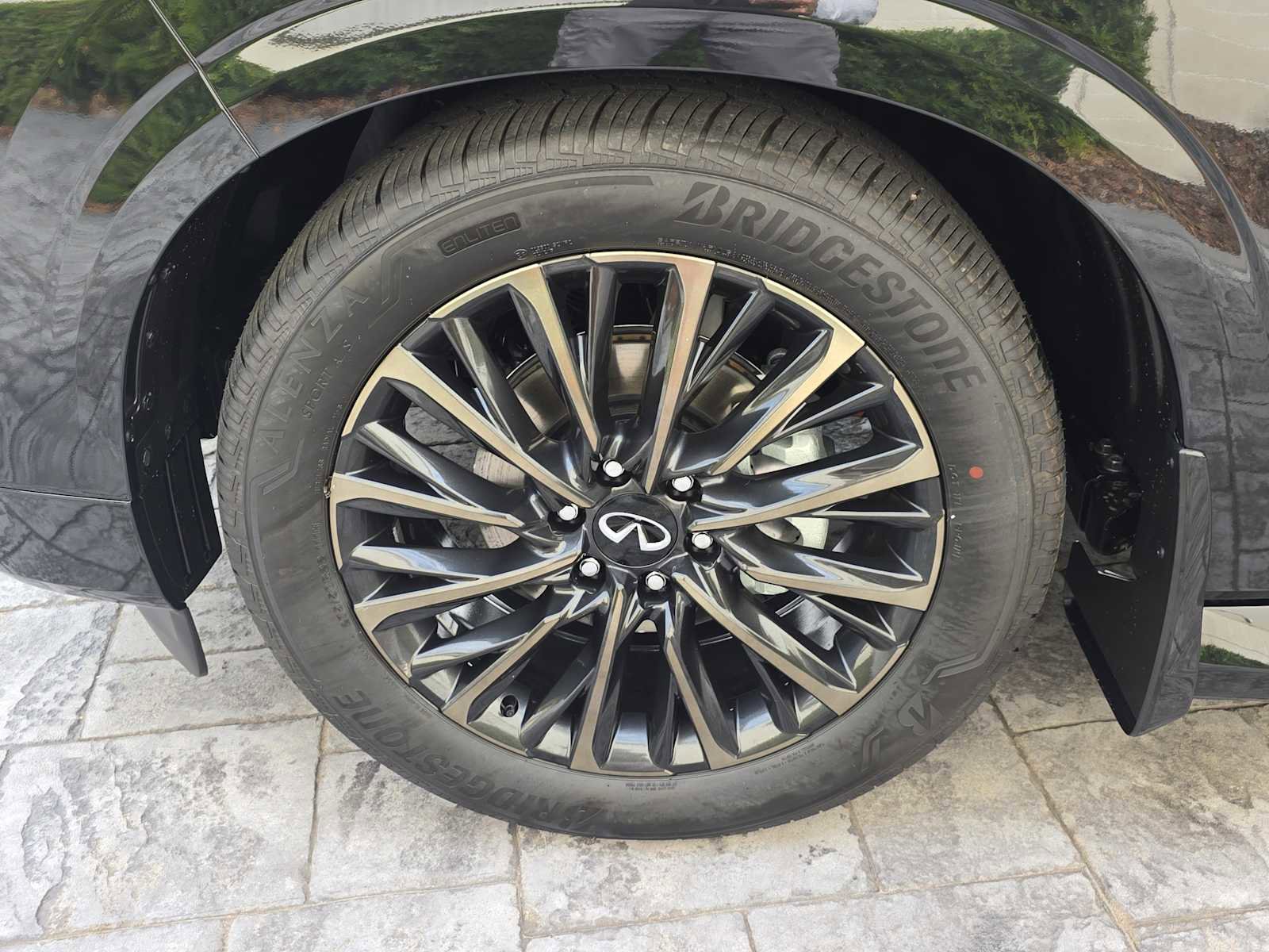 New 2026 INFINITI QX80 Autograph w/ Premium Cargo Package image 10