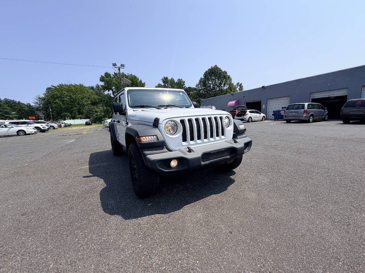 Used 2018 Jeep Wrangler Unlimited Sport AWD/4WD image 31