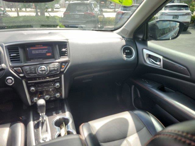 Used 2020 Nissan Pathfinder SL AWD/4WD image 24