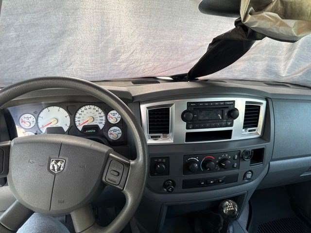 Used 2009 Dodge Ram 2500 Truck SLT w/ Trailer Tow Group AWD/4WD image 3