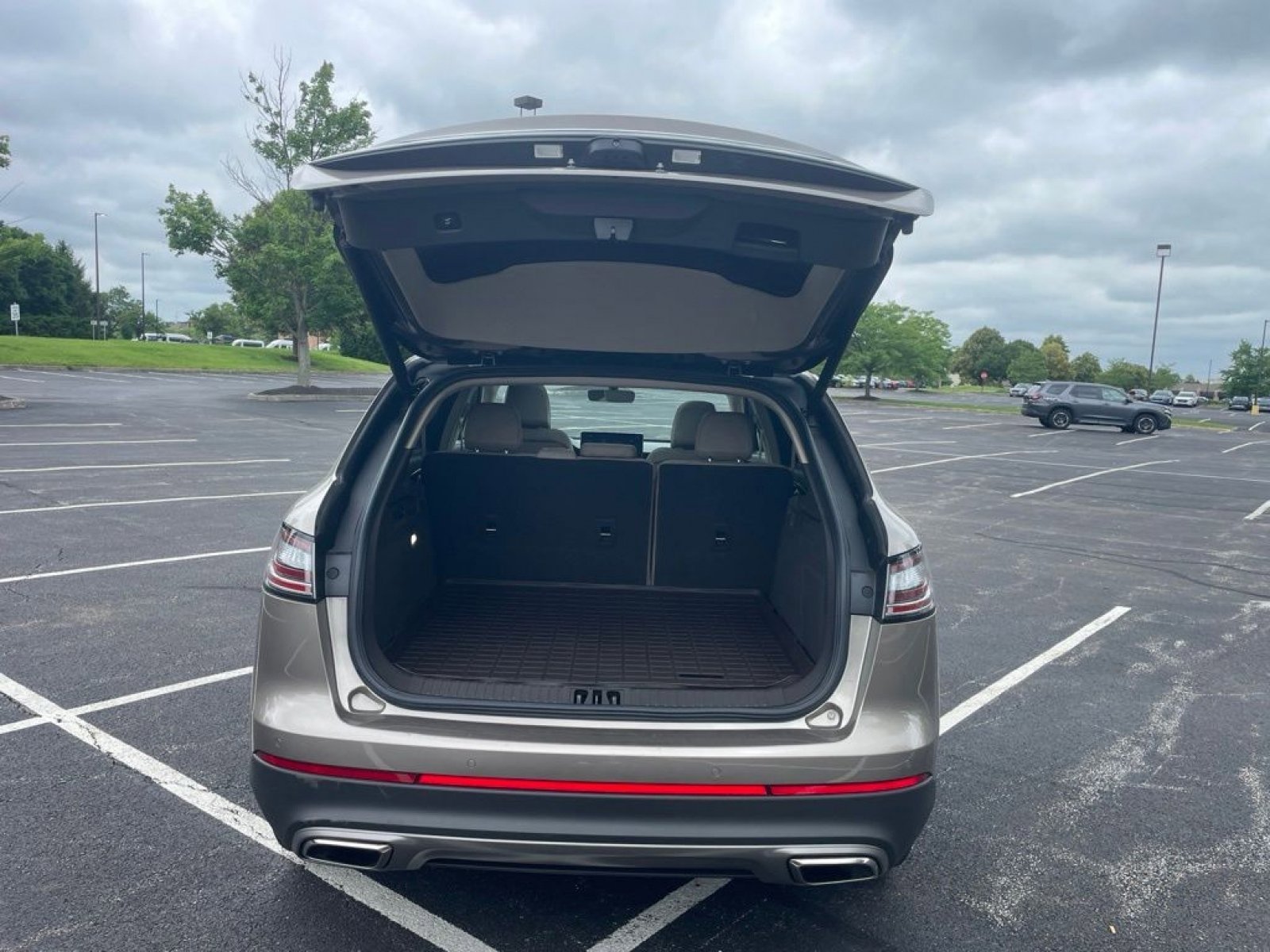 Used 2021 Lincoln Nautilus Reserve AWD/4WD image 21