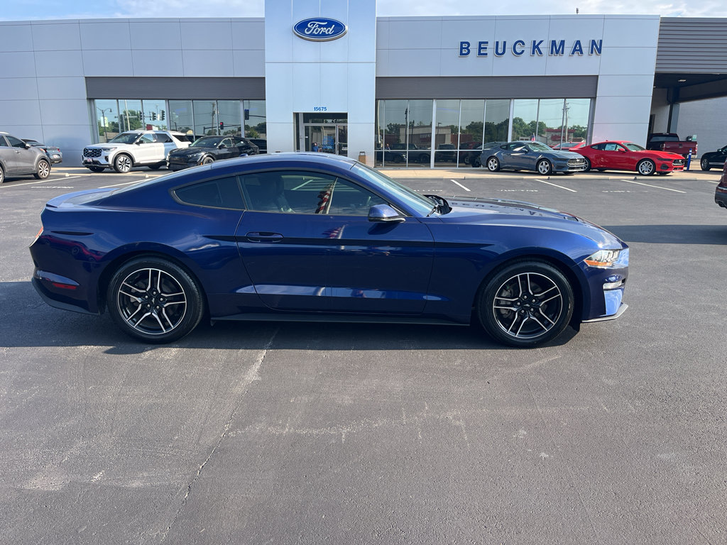 Used 2019 Ford Mustang Premium RWD image 7