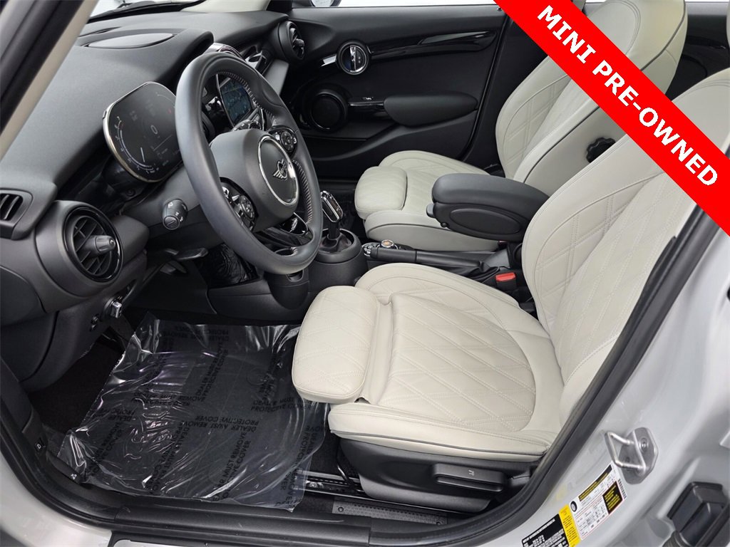 Used 2021 MINI Cooper S w/ Signature Upholstery Package image 9