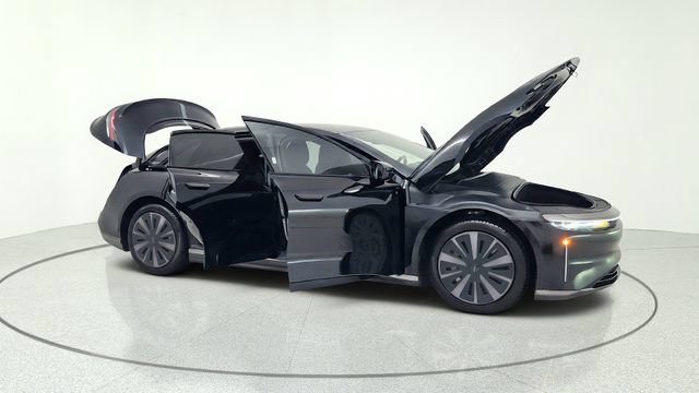 Used 2024 Lucid Air Pure RWD image 20