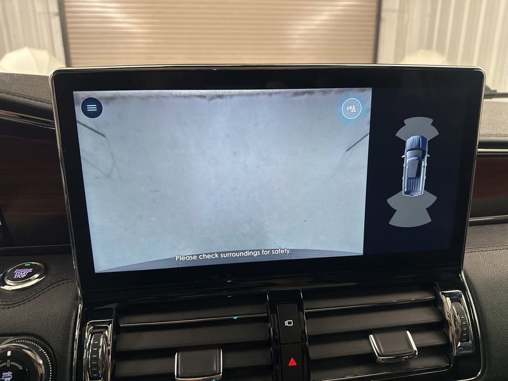 Used 2022 Lincoln Navigator Reserve image 18