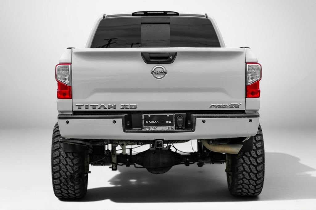 Used 2018 Nissan Titan PRO-4X w/ Pro-4x Convenience Package AWD/4WD image 7