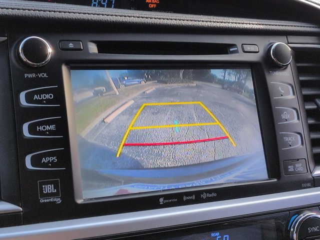 Used 2018 Toyota Highlander Limited FWD image 20