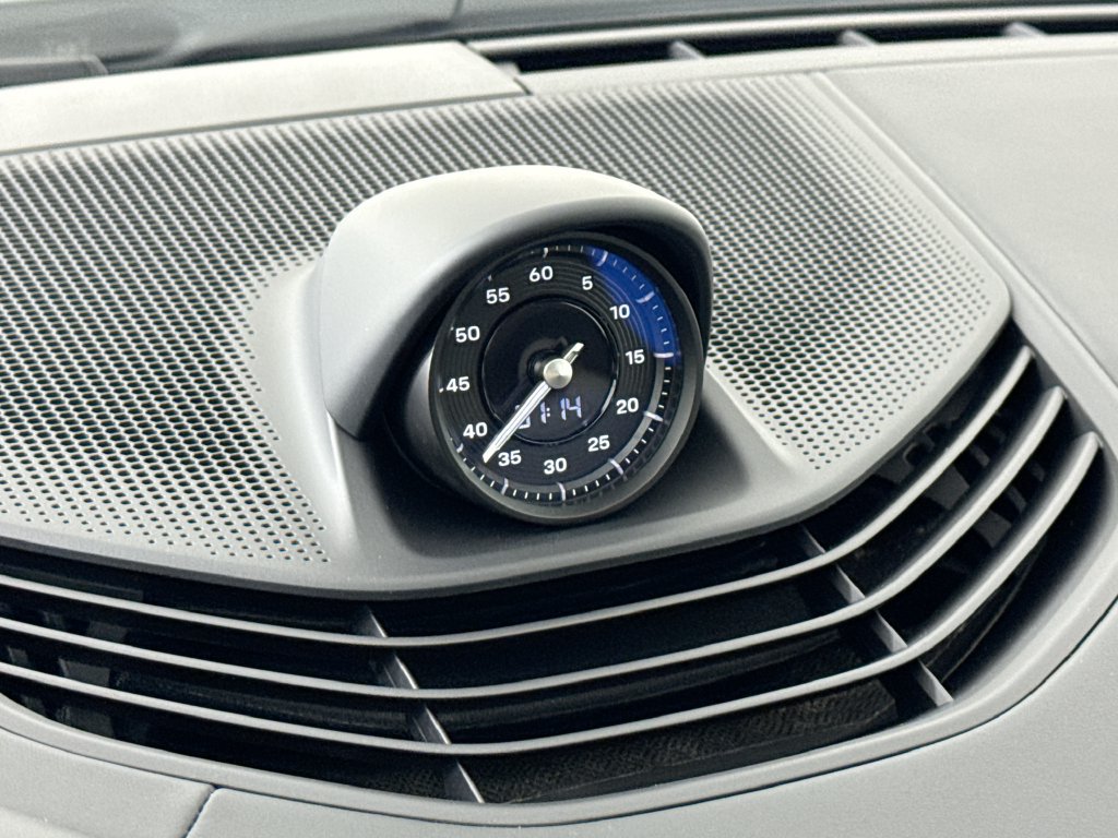 New 2026 Porsche Taycan AWD/4WD image 17