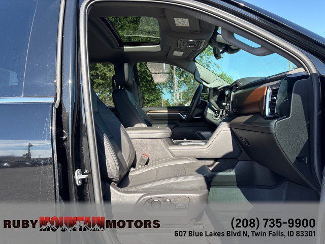 Used 2025 GMC Sierra 3500 Denali w/ Denali Reserve Package AWD/4WD image 20