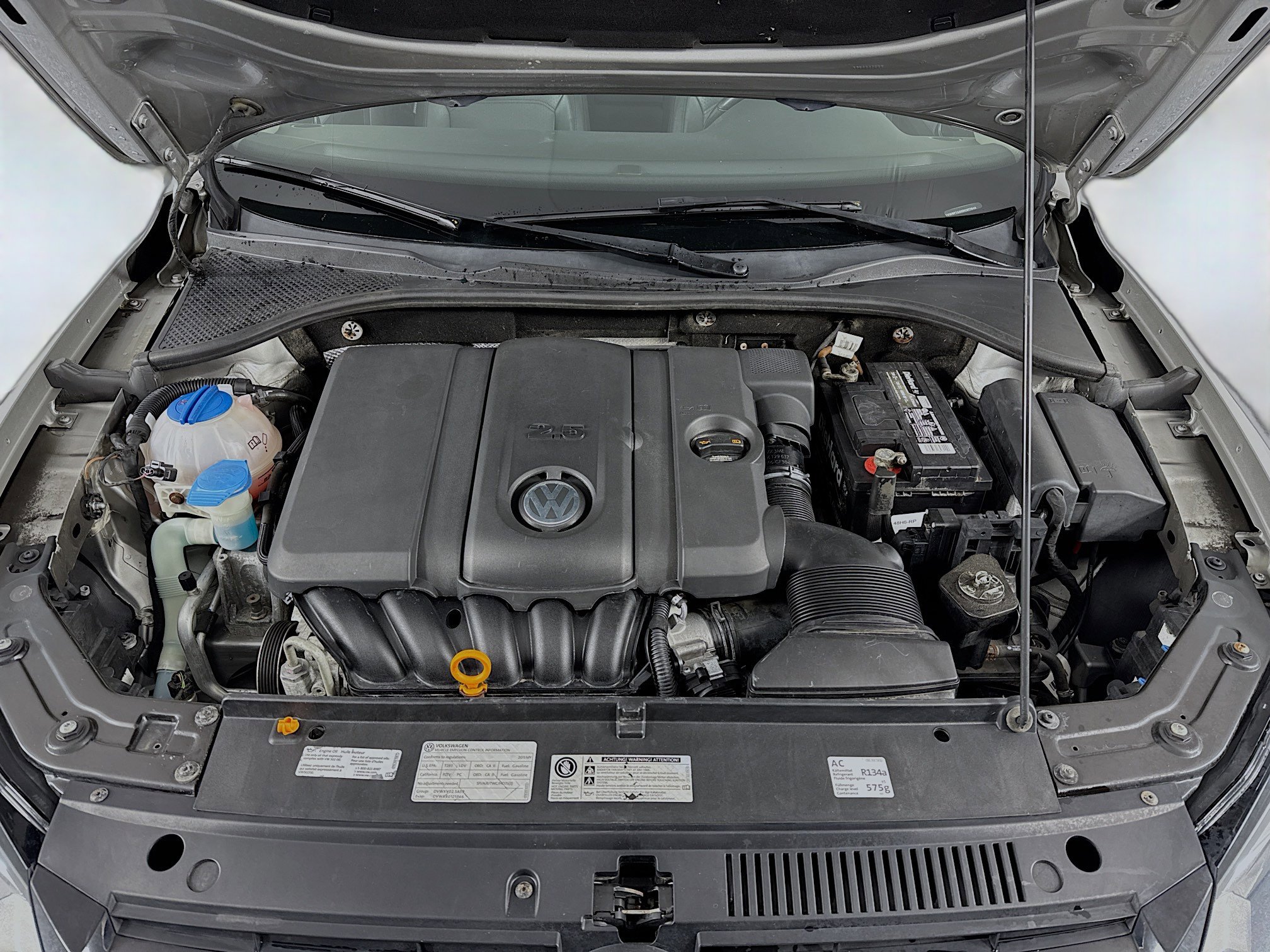 Used 2013 Volkswagen Passat 2.5 SE image 29