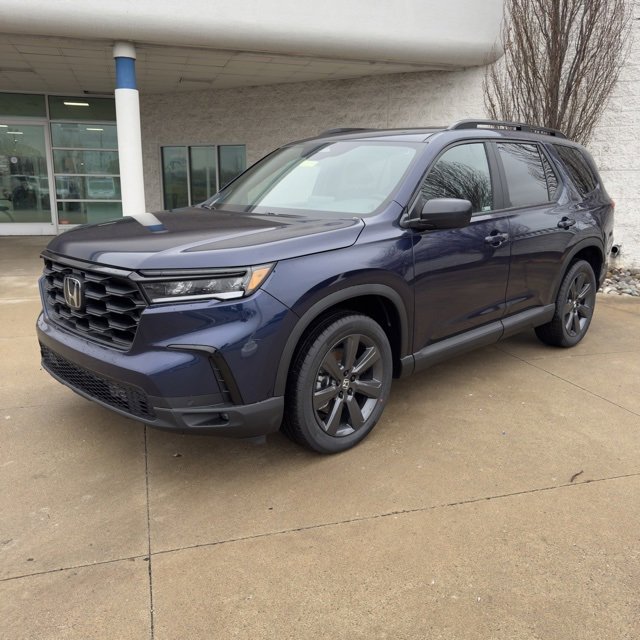 New 2025 Honda Pilot Sport image 7