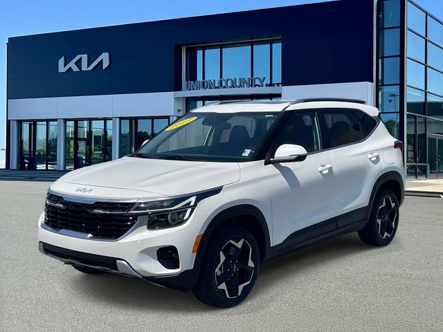 Used 2024 Kia Seltos EX AWD/4WD image 3