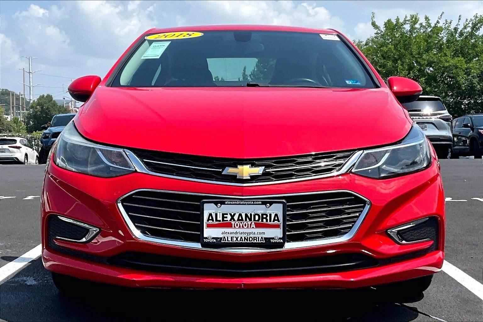 Used 2018 Chevrolet Cruze Premier FWD image 3