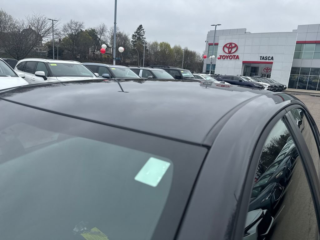 Used 2025 Toyota Corolla LE FWD image 44
