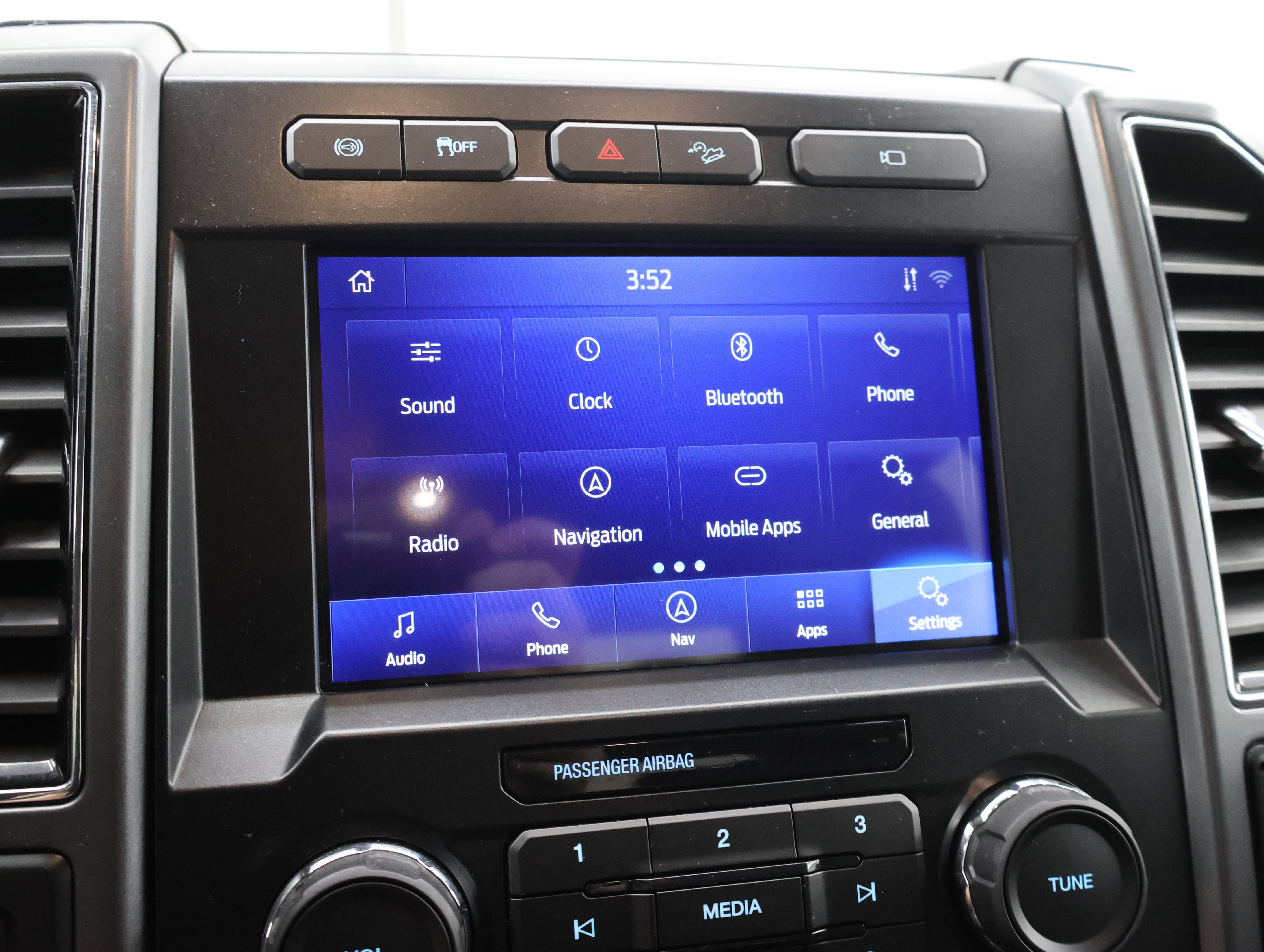 Used 2022 Ford F250 XLT w/ Black Appearance Package AWD/4WD image 55