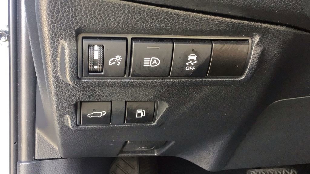 Used 2023 Toyota Corolla Cross XSE w/ Convenience Package image 18