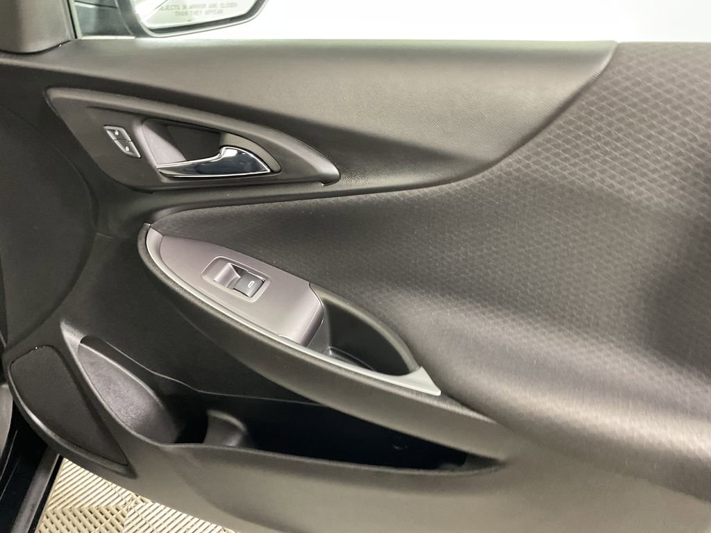 Used 2023 Chevrolet Malibu LS FWD image 23