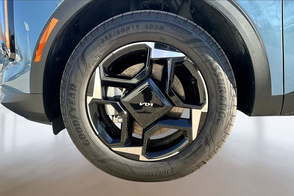 Certified 2026 Kia Sportage EX w/ EX Panoramic Sunroof Package image 31