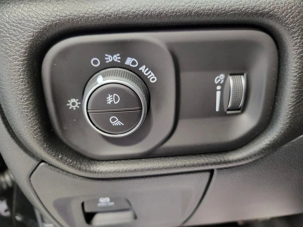 New 2026 RAM 1500 Big Horn w/ Night Edition AWD/4WD image 12