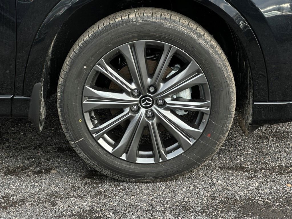 New 2025 MAZDA CX-5 Signature image 2