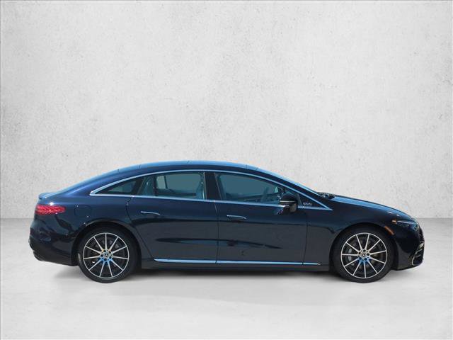 Used 2022 Mercedes-Benz EQS 580 4MATIC Sedan image 4