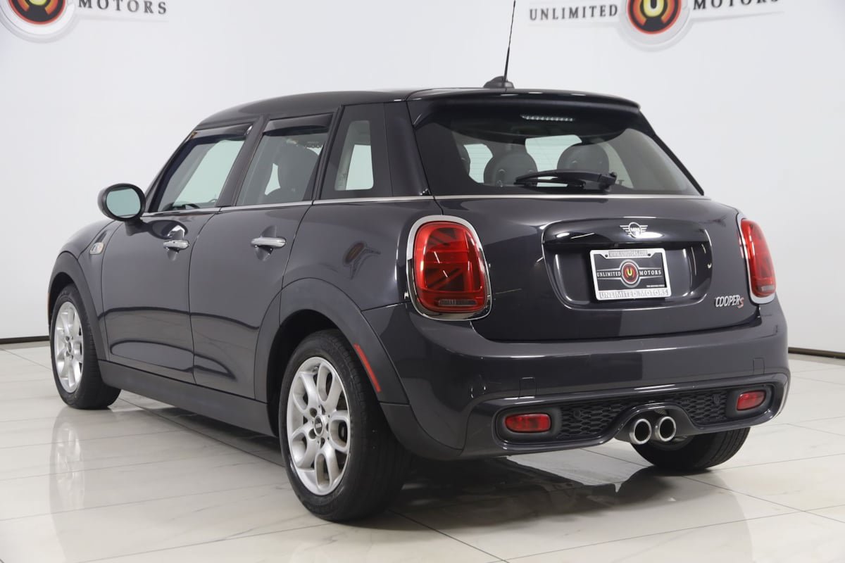 Used 2021 MINI Cooper S FWD image 4